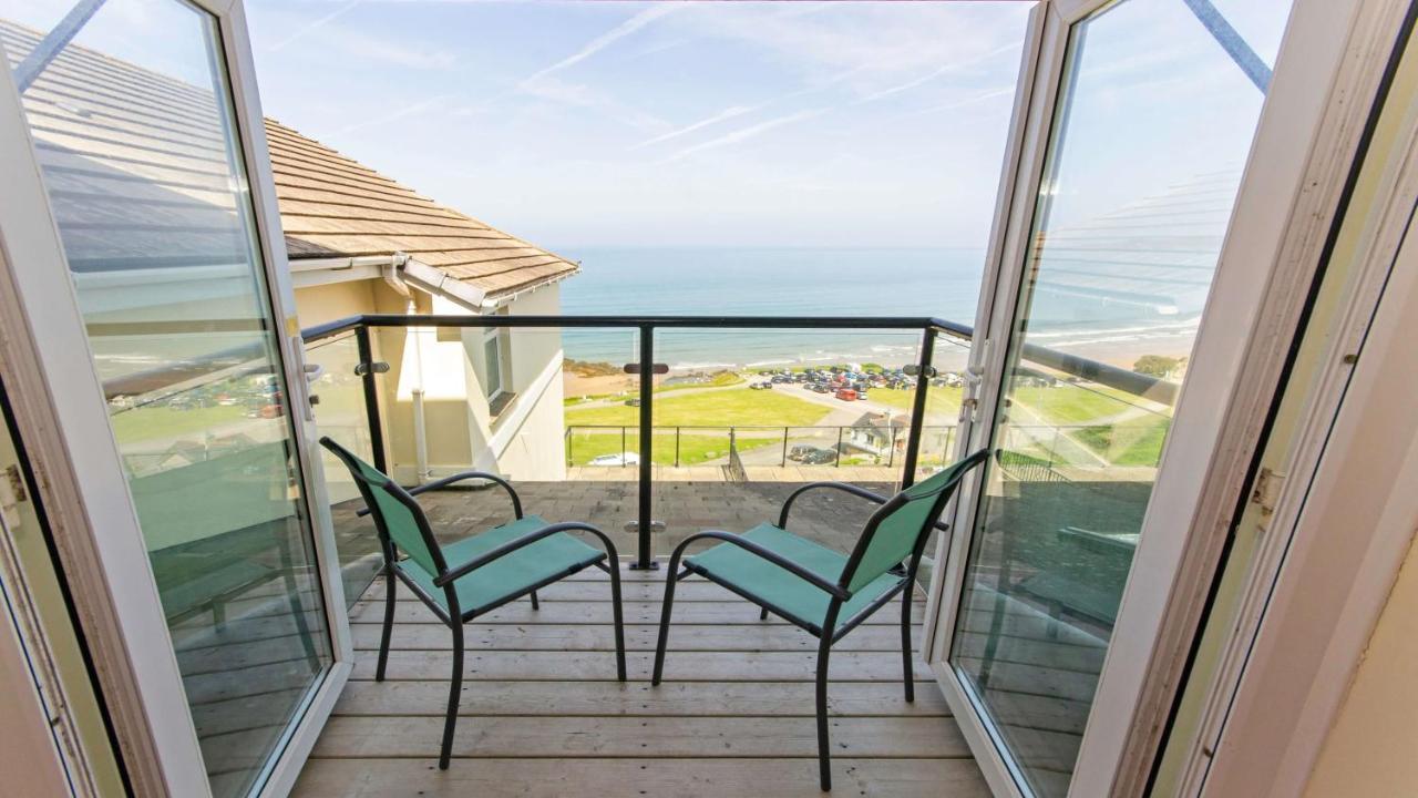 Clifton Court Apt 23 With Seaviews & Heated Pool Διαμέρισμα Croyde Εξωτερικό φωτογραφία