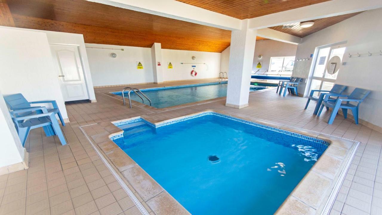 Clifton Court Apt 23 With Seaviews & Heated Pool Διαμέρισμα Croyde Εξωτερικό φωτογραφία